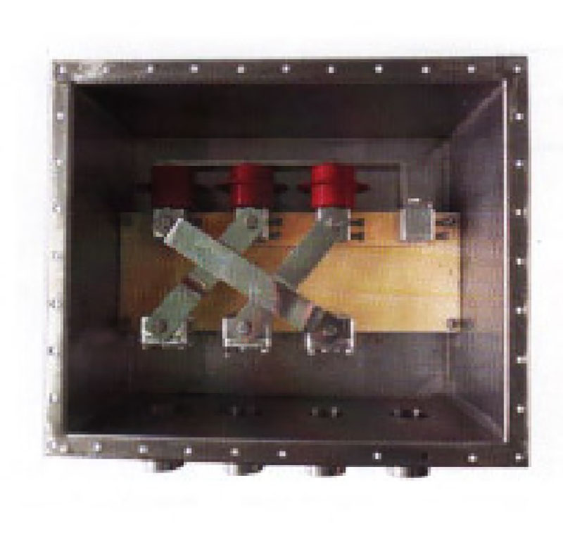 NTJX-2型 电缆金属护层三相交叉互联保护接地箱